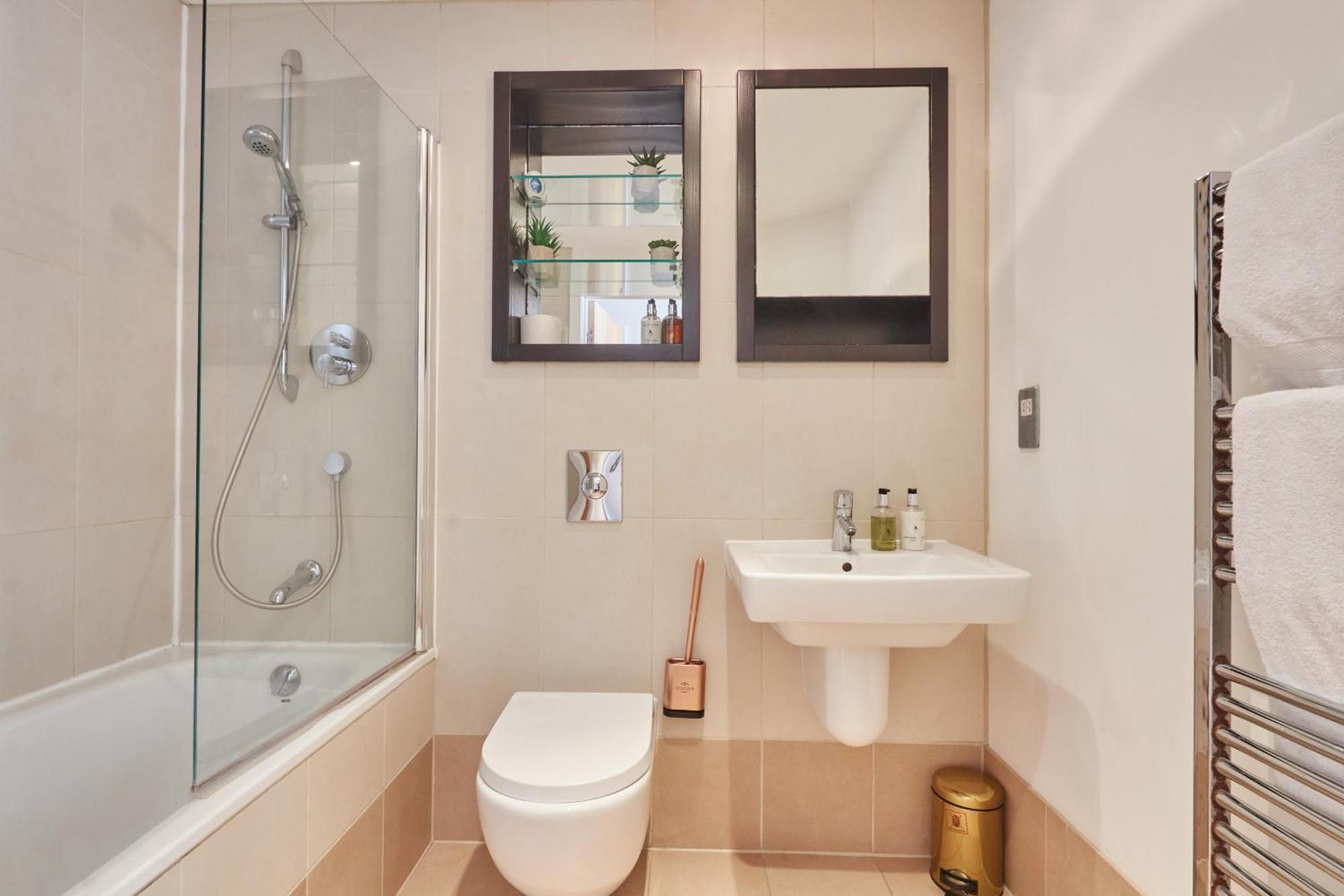 Central Leeds Dock Apt&Free Secure Parking! المظهر الخارجي الصورة
